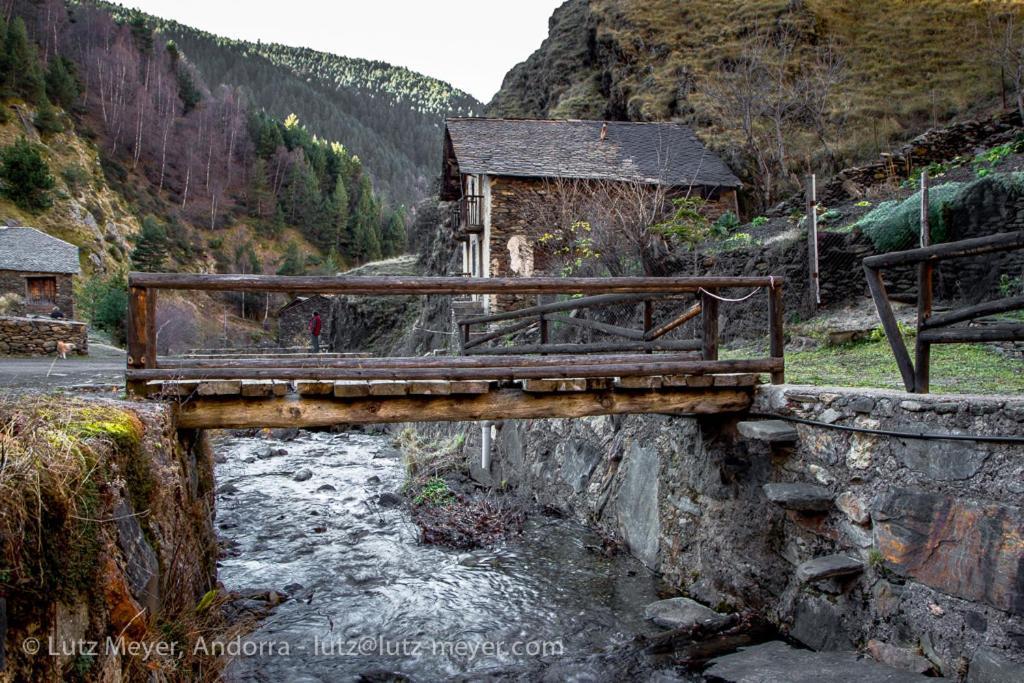 Apartaments Sort Pirineus Zewnętrze zdjęcie